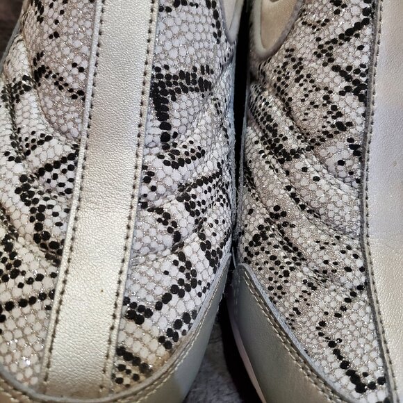 Easy Spirit Traveltime Mule Slip On Clog Mule Silver/Snakeskin Women's 9.5W - Picture 3 of 12